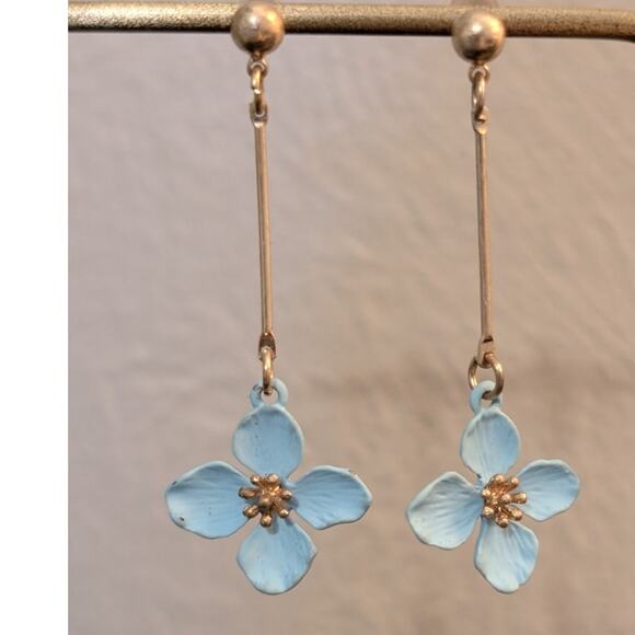 Vintage Light Blue Gold Tone Dangle Earrings - Picture 1 of 4